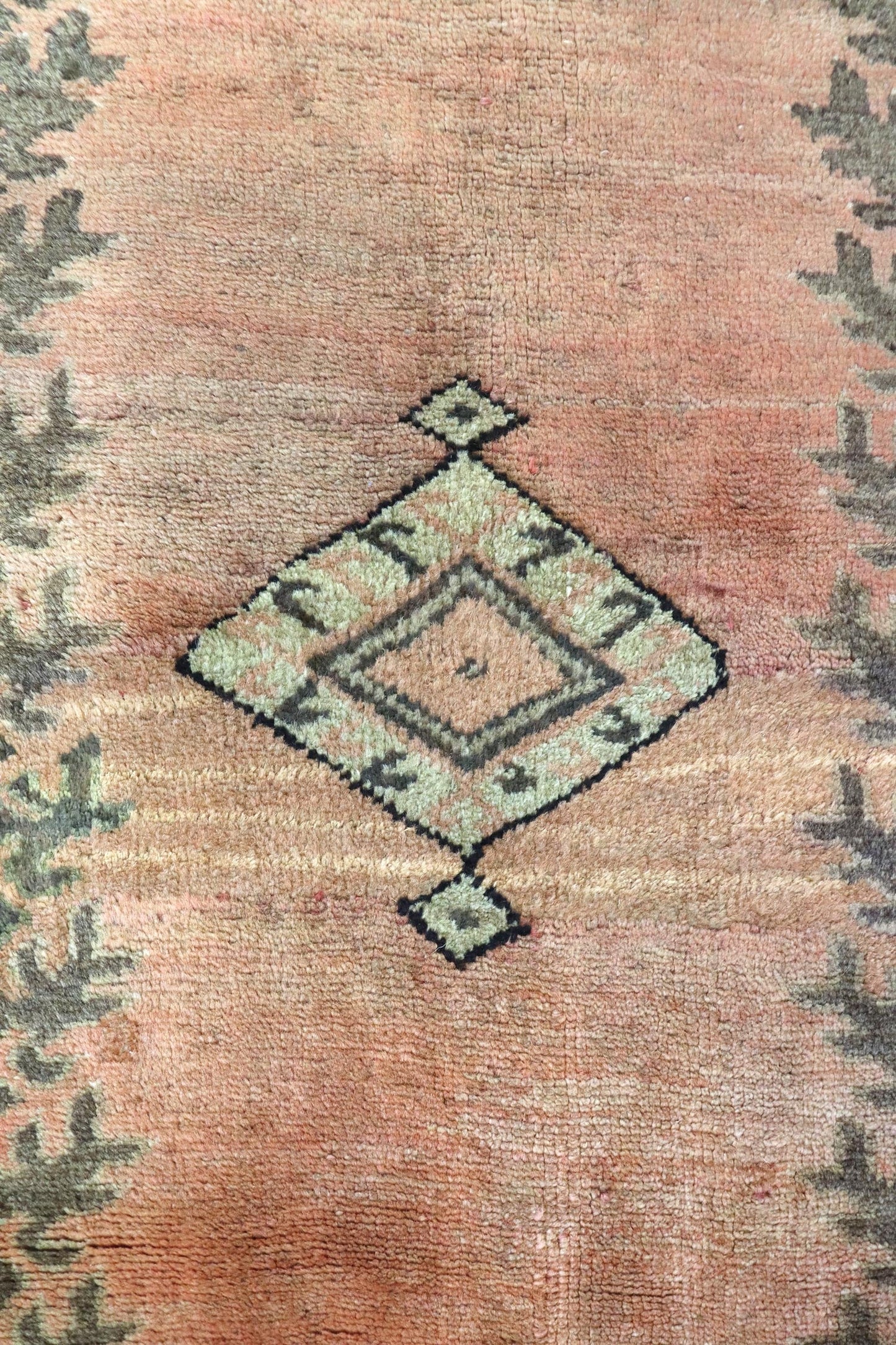 Vintage Oushak Handwoven Tribal Rug, J66200