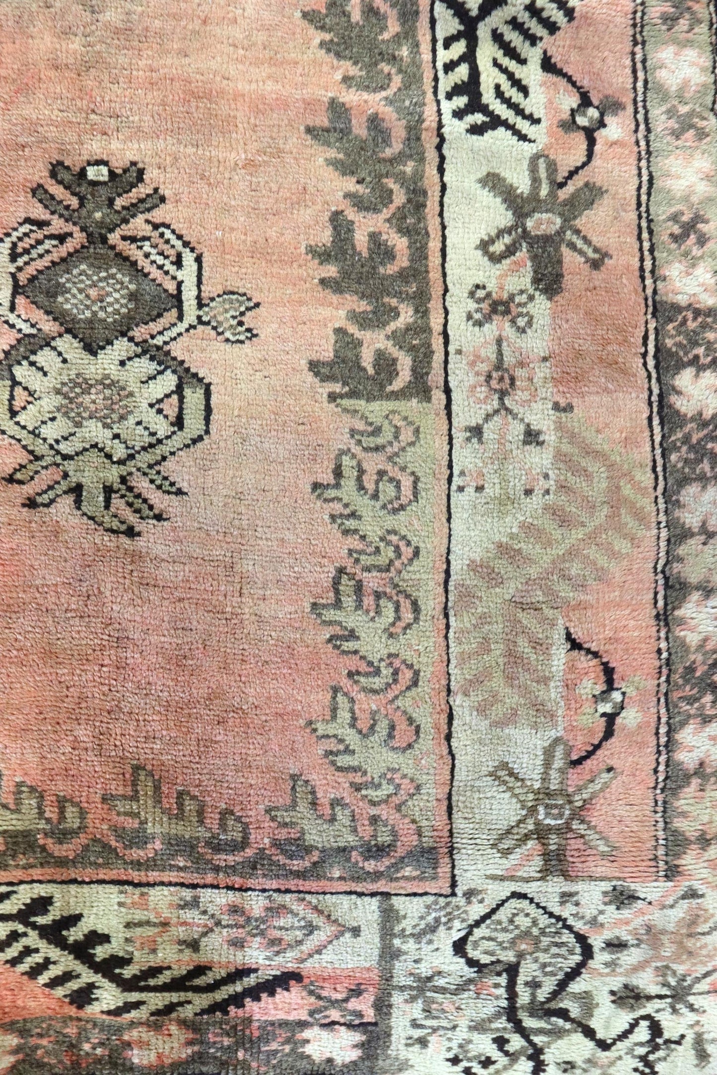 Vintage Oushak Handwoven Tribal Rug, J66200