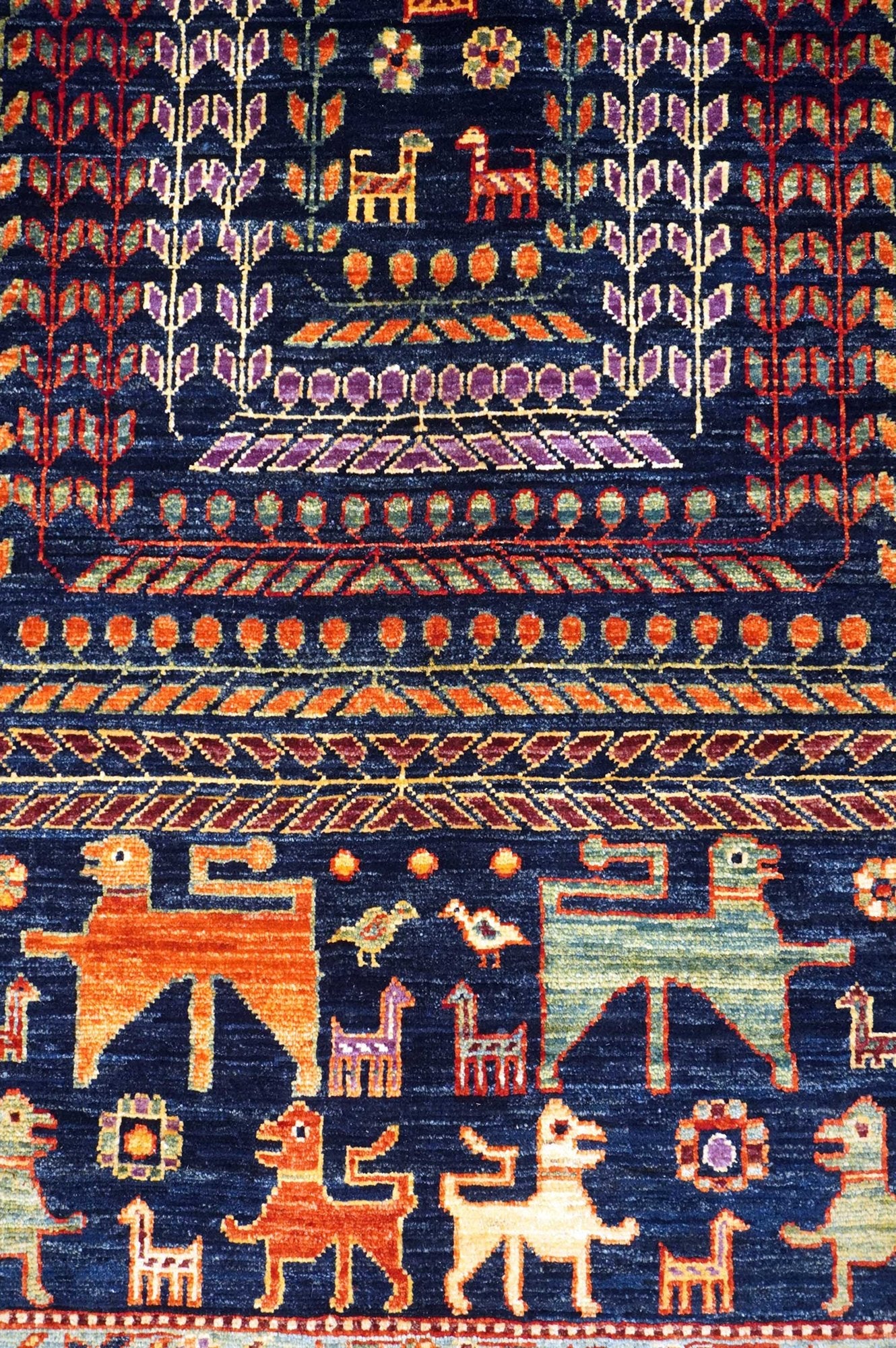Qashqai Handwoven Tribal Rug, J64445
