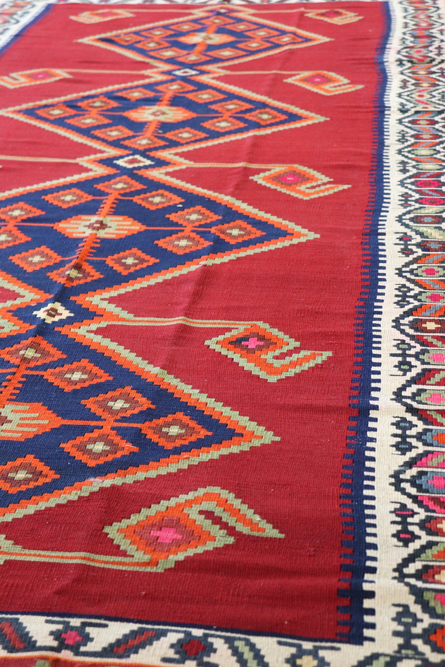 Vintage Qashqai Kilim Handwoven Tribal Rug, J67878