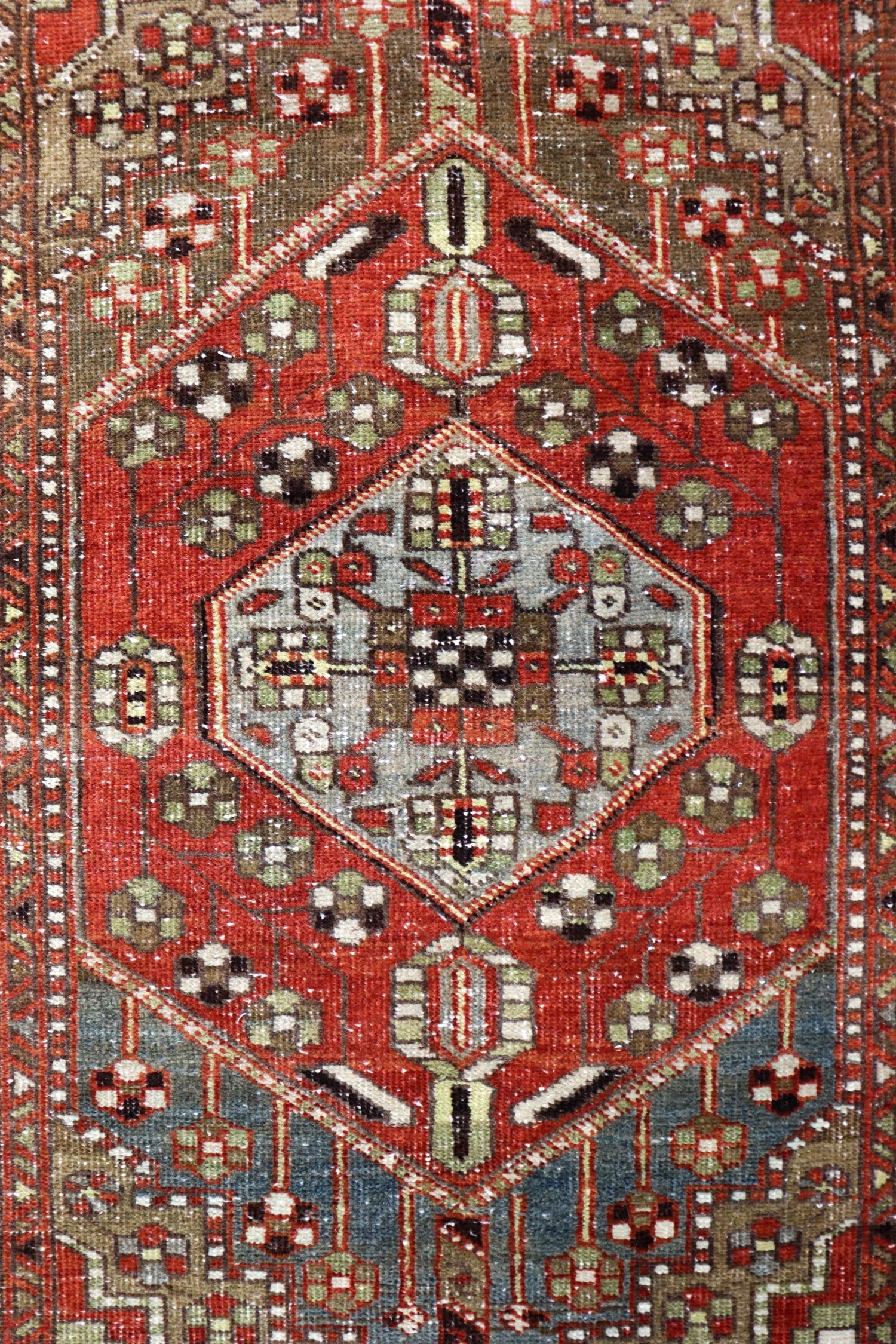 Vintage Serab Handwoven Tribal Rug, J65325