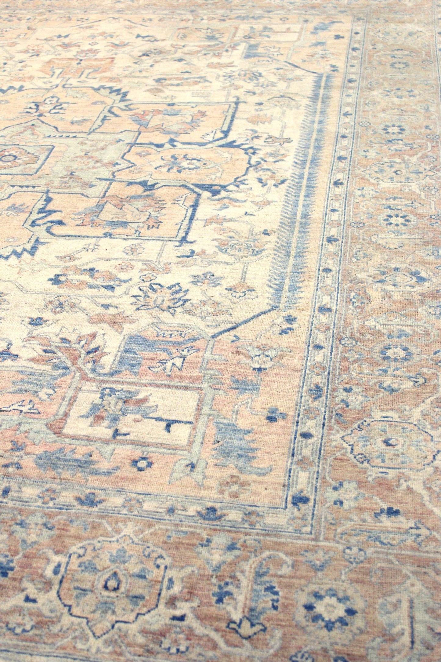 Serapi Handwoven Tribal Rug, J69760