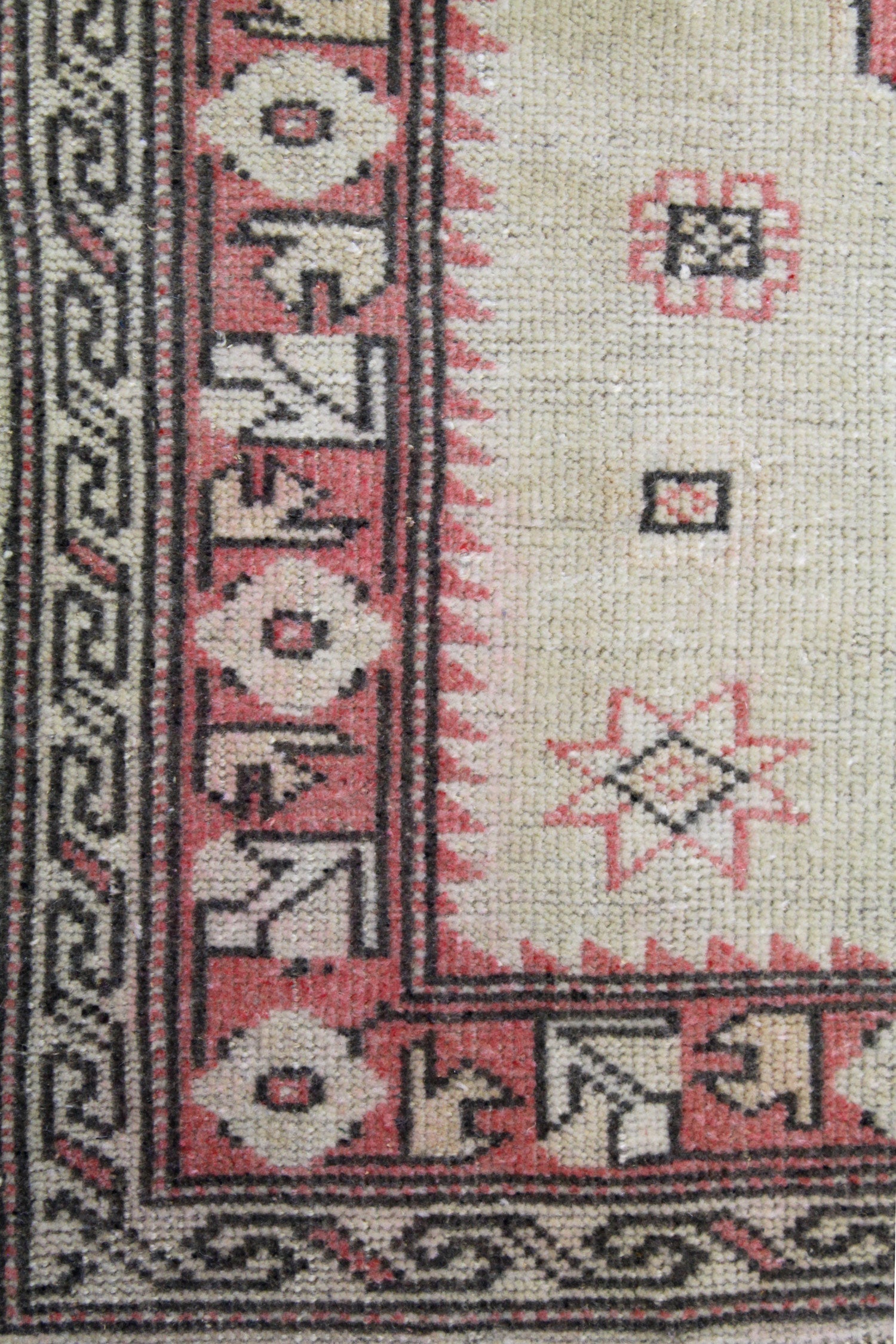Vintage Yoruk Imalat Handwoven Tribal Rug, J63524